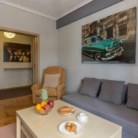 Appartamento Holodek Goudi Semi-basement